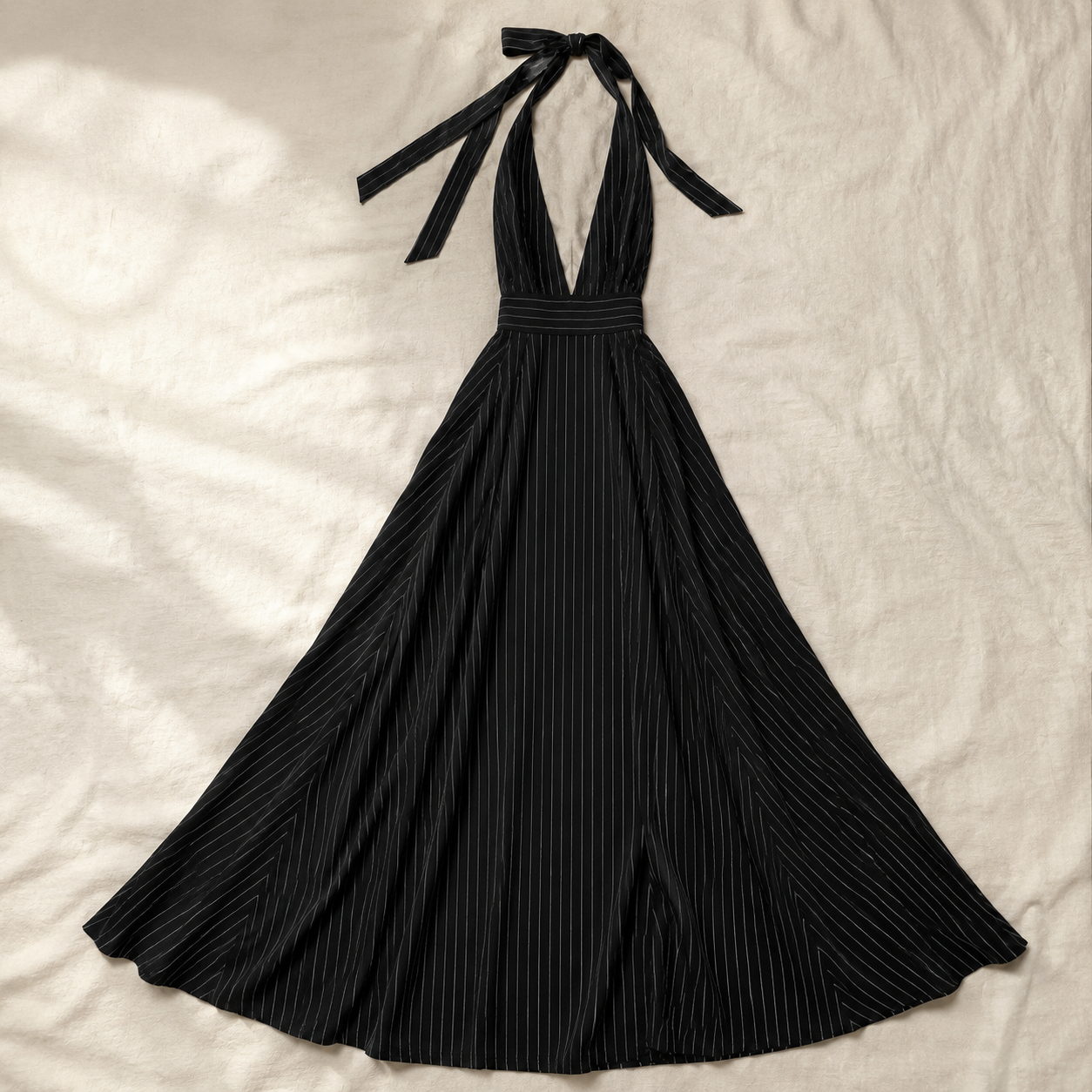 Vivia Riviera Maxi — Black Flatlay