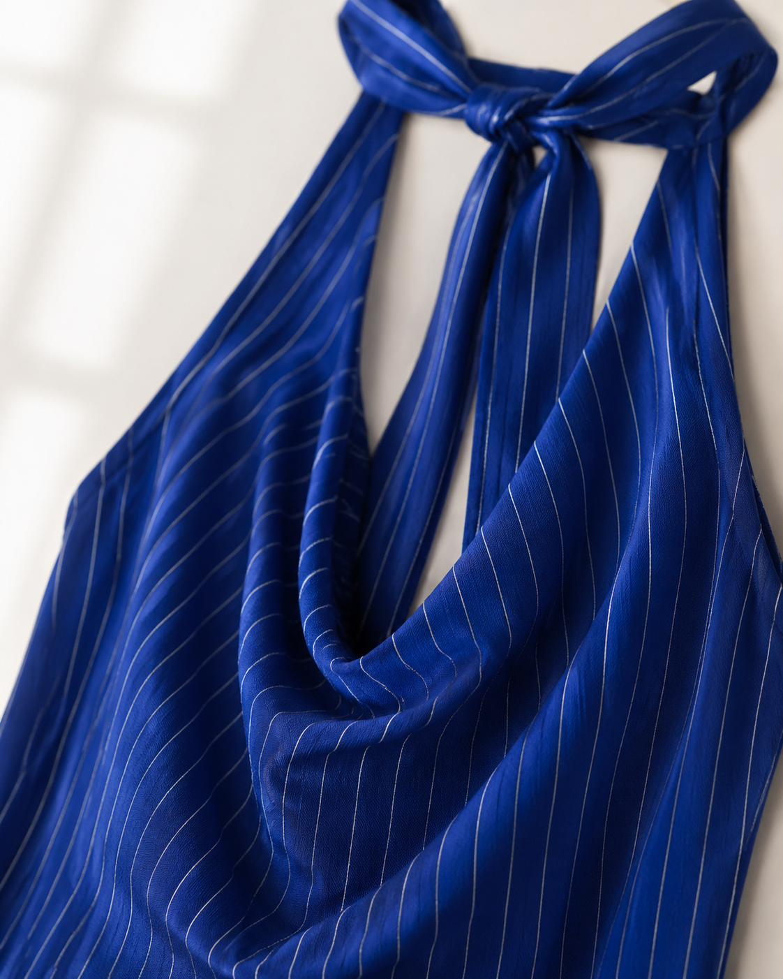 Vivia Riviera Maxi — Blue Detail